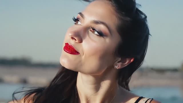 Twilight Whispers - Shadows of the Last Kiss - Shocking Doom смотреть онлайн