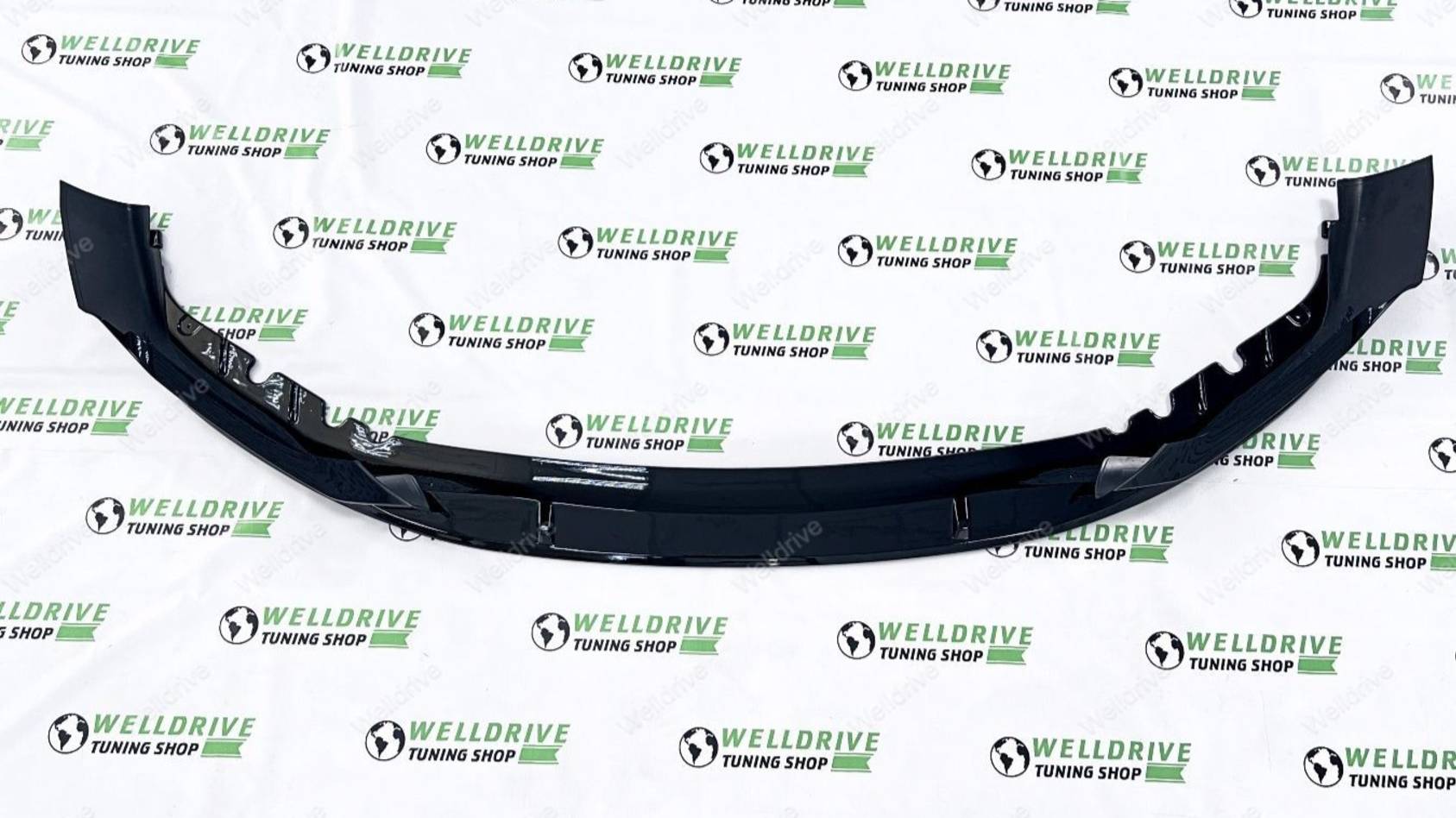 Губа передняя с клыками BMW 5 G30 G31