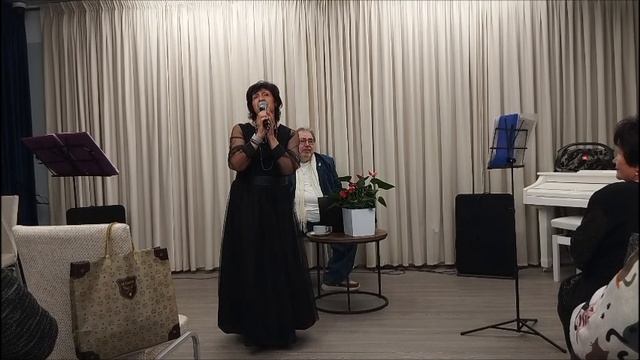 1000156590.mp4 смотреть онлайн
