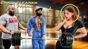 Уборщик Анатолий и тренировка с девушками. GYM PRANK