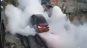 ну да с ручника забыл снять 😅