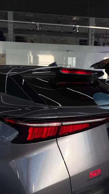OMODA C5 в сером цвете смотреть онлайн