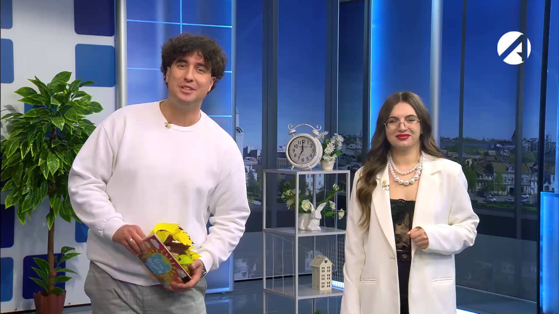 Утреннее шоу «Всем подъём» | 15 октября 2025 смотреть онлайн