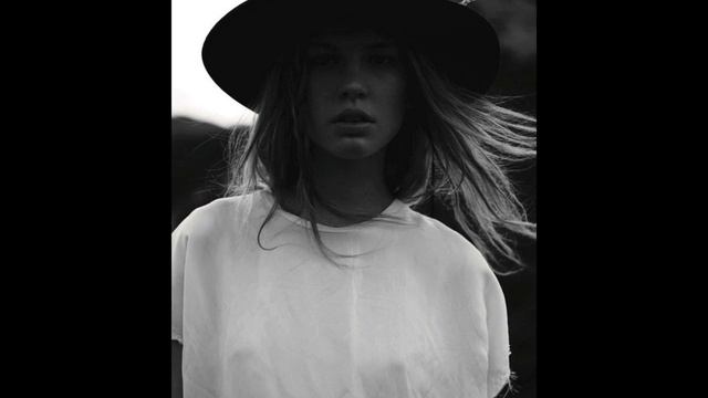 Элизабет Эрм ( Elisabeth Erm )