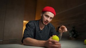 Это НЕ ИЗБЕГАЮЩИЙ, тебя просто не любят