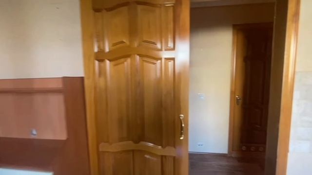 Продаётся просторная 3-комнатная квартира в «свечке» 2001 г.п., мкр. Восточный — Старый Оскол смотреть онлайн