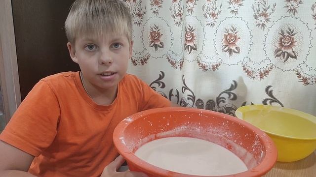 Мамин рецепт тонких  блинов от 11-летнего кулинара!