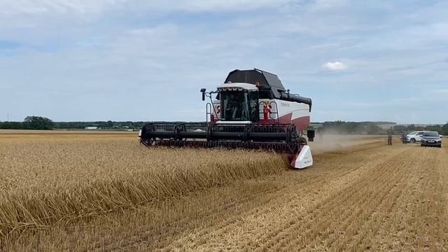 Комбайн Ростсельмаш. Уборка после балансировки ротора комбайна компанией РоторСервис