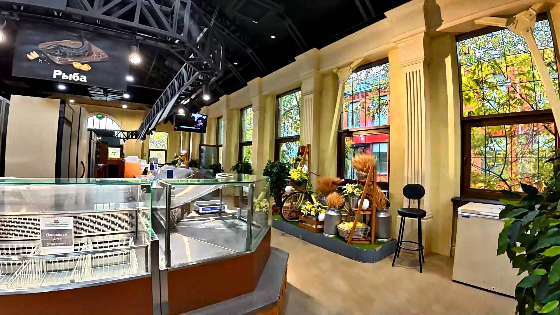 СЛИШКОМ РАНО ПРИШЛА. МОСКОВСКИЕ ЯРМАРКИ. Пустые прилавки. Работают с 10-00 ч. смотреть онлайн