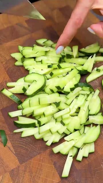 Летний салат с курицей