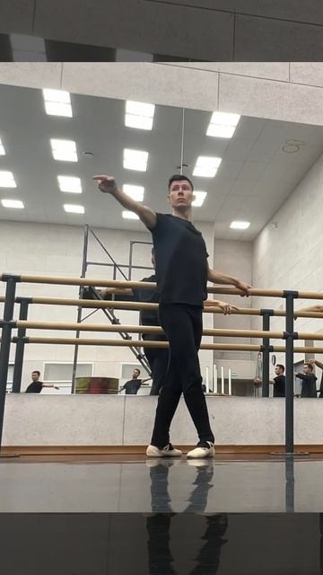 ПЛИЕ-,,КАРМЕН’’- ДАМИР смотреть онлайн