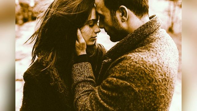 Александр Туганов "Нас тянет к тем, кто душу обнимает" читает Любовь Б. смотреть онлайн