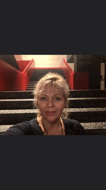 «Сердцеед» 
Поздравляю коллег с премьерой!🥰 

#актриса #натальясавинова #премьера #кино #сердцеед #м