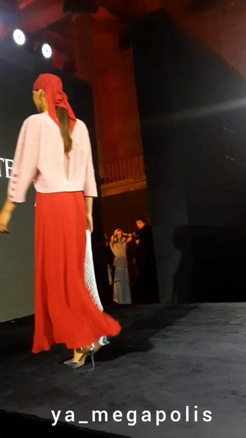#подиум #мода #шоу Podium Seasons #fashion #российскийэтнографическиймузей #РЭМ #podiumseasons смотреть онлайн