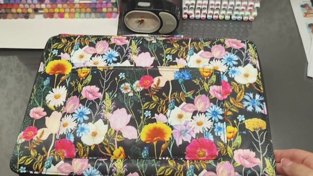 ХОББИ-ВЛОГ. Рабочее место колориста. Продвижения по раскраске смотреть онлайн