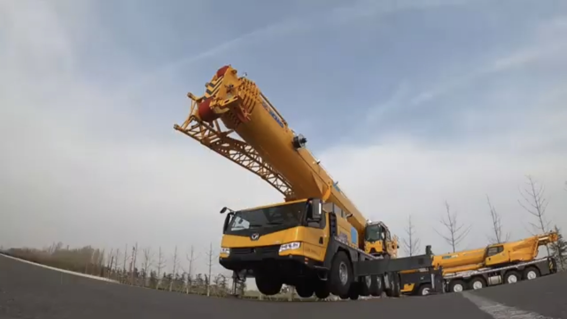 Игрушечные грузовики и техника смотреть онлайн