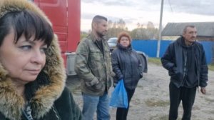 Приехали строители. Начинаем заниматься навесом. Семейные беседы. Рецепт перца от подруги.