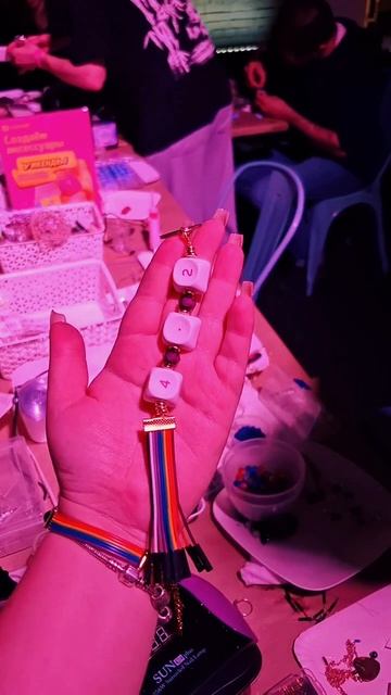 Выездной мастер-класс «Украшения из микросхем» от студии Задело в Санкт-Петербурге