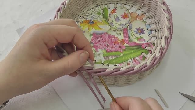 Загибка ИЗИДА цветными трубочками. смотреть онлайн