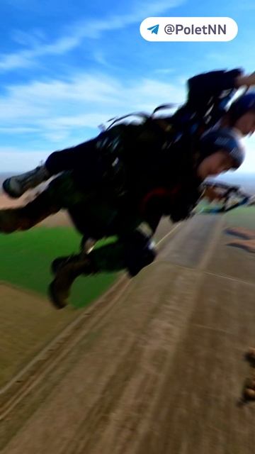 Полёт на параплане 11 Октября 2025гСложный старт в сильный порывистый ветер....