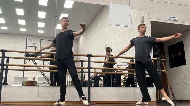 БАТМАН ТАНДЮ КАРМЕН У ПАЛКИ-ДАМИР И МИША смотреть онлайн