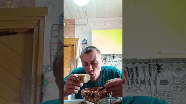 Приятного аппетита 😋 смотреть онлайн