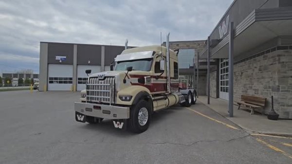 Осмотр трака Western Star 49X Sleeper