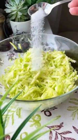 Конвертики из кабачковых 
  блинчиков с мясным фаршем