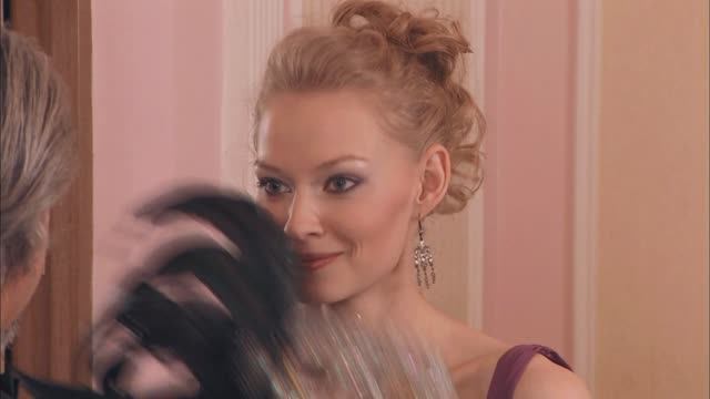 ШАЛЬНОЙ АНГЕЛ - 16 серия смотреть онлайн