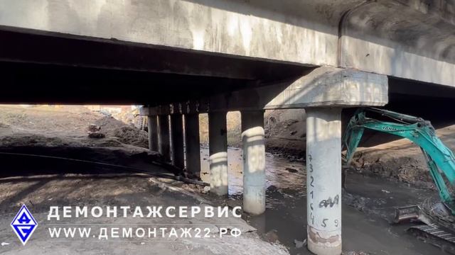 Очистка русло реки Пивоварка смотреть онлайн