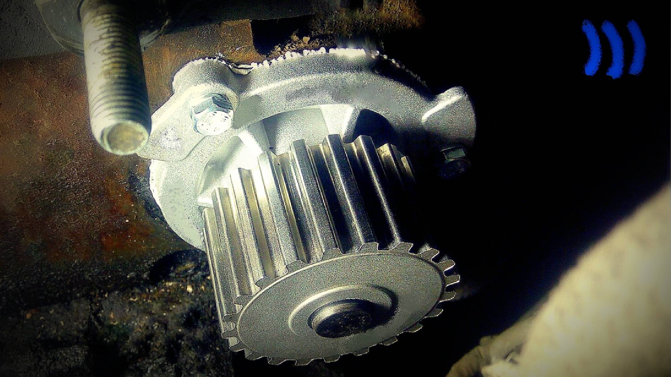 Можно ли ездить с подтекающей помпой?