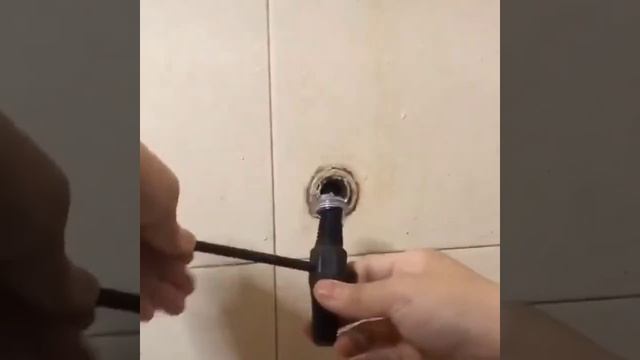 Набор для извлечения сломанных винтов. смотреть онлайн