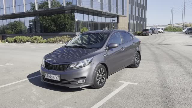 Киа Рио графит обзор