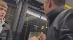 Парень из Уфы нокаутировал пьяного мигранта в автобусе и стал героем