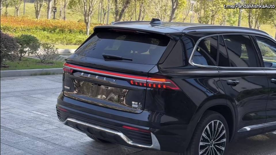 Geely Monjaro Xingyao 2026 интерьер экстерьер функции