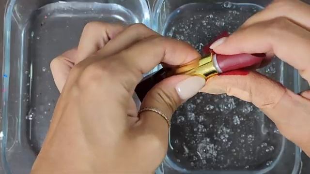 Божья Коровка Смешивает слизь случайным образом в слайм ASMRS смотреть онлайн