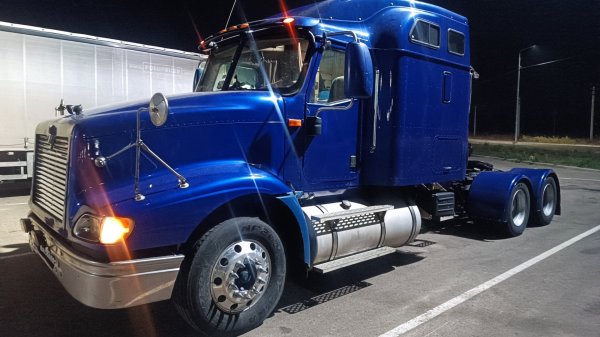 Ликуйте зрители! обесшумленный рычаг в студии! переболел в рейсе и ДедоДомовские грузовики