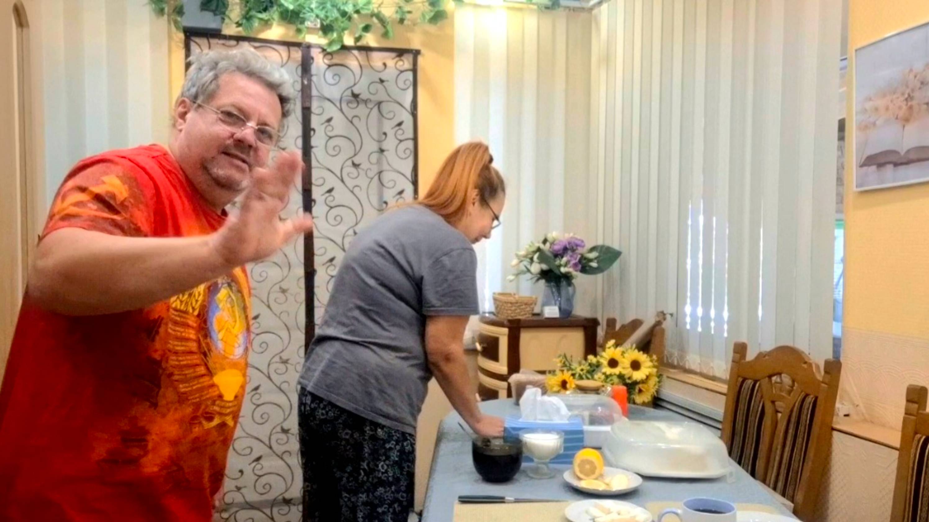 821 Переехали из города в станицу. Не туда Переехали. Мы не снимаем Контент. смотреть онлайн