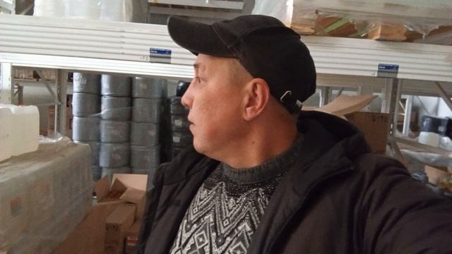 немного прибрался на складе