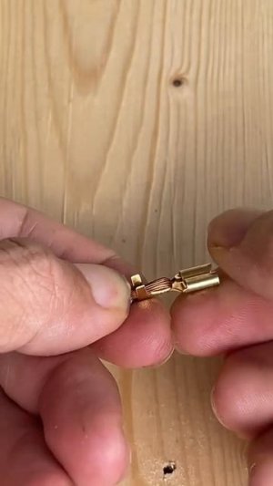 Крепление медного многожильного провода в клемму с обжимом