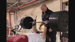 2025.08.28 Егор Зобач жим 130-140 кг