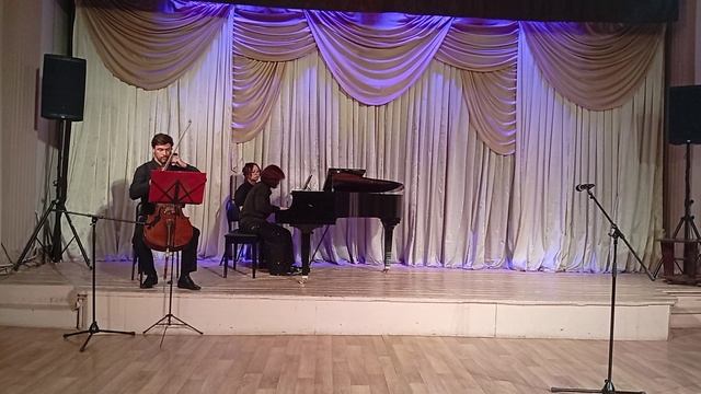 Композитор Ольга Дюжина. Тишина из цикла Мариупольский Мартиролог. Переложение для виолончели и ф-но смотреть онлайн