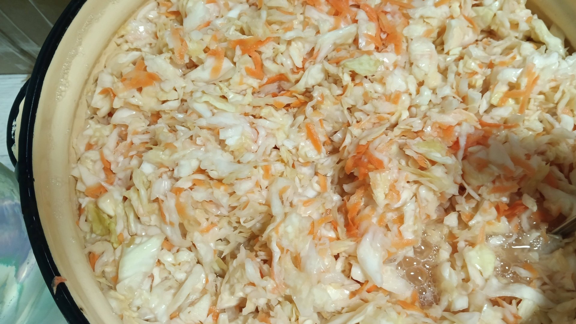 Как протыкать КВАШЕНУЮ КАПУСТУ. смотреть онлайн