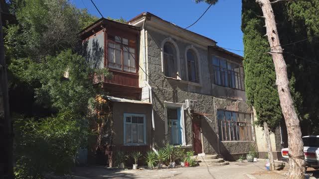 Дача «Кара-Тепе» племянницы Сеченова в Алупке смотреть онлайн