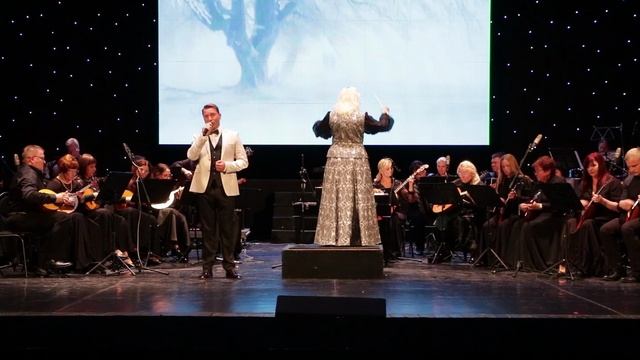 Клён ты мой, опавший. Вячеслав Музыченко. Русский народны оркестр "Жемчужина России". 02.10.2025. смотреть онлайн