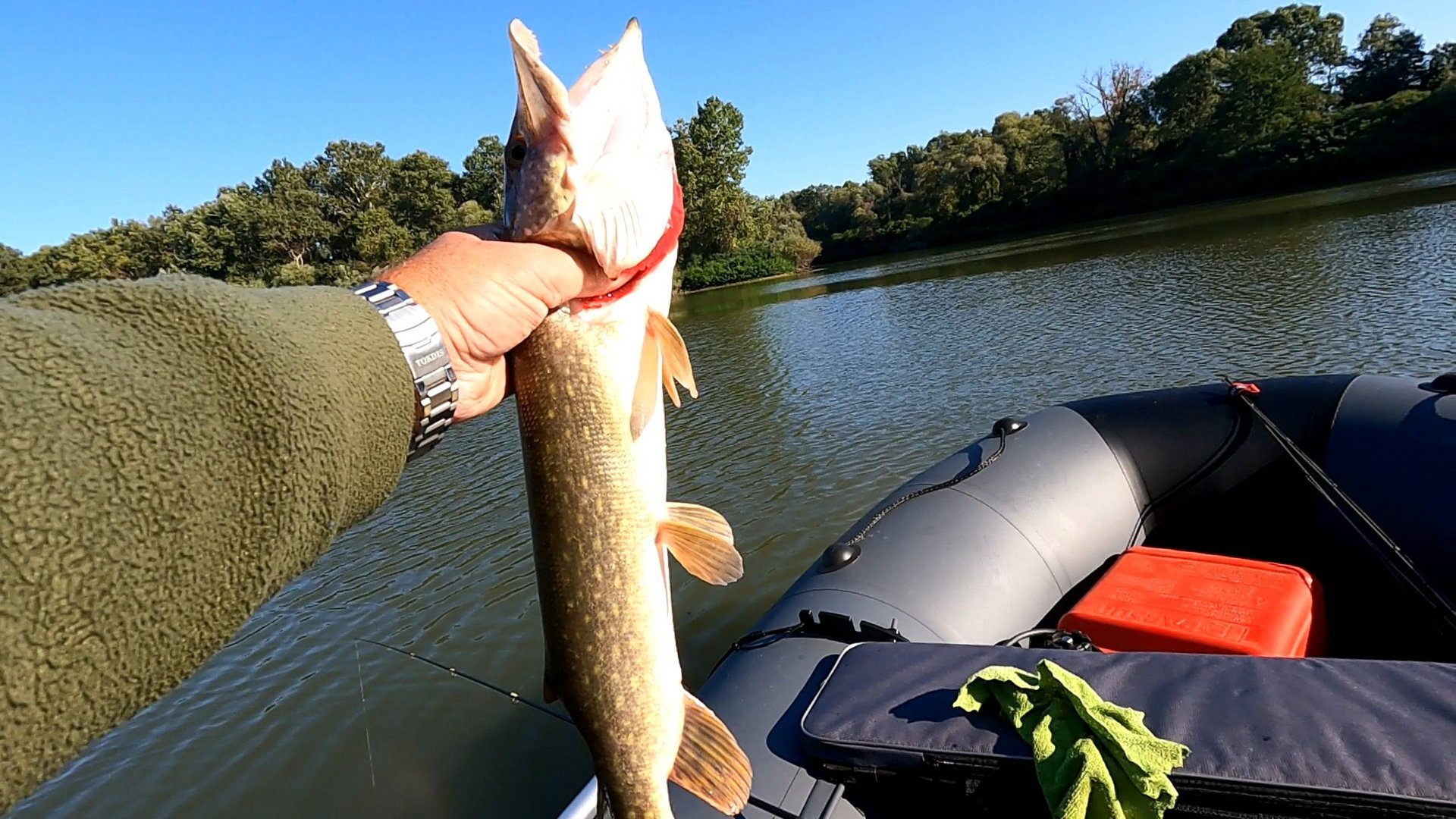Карьеры,от  06.09.25 рыбалка,окунь,щука,последние тёплые уходящие осенние тёплые деньки.
