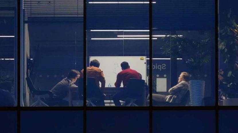 Названы страны с самой короткой рабочей неделей смотреть онлайн