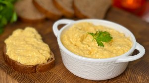 Из тыквы существует очень много разных блюд, можно готовить даже вкусные паштеты на бутерброды