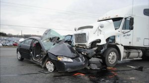 Аварии и ДТП НА ДОРОГАХ — летуны и водятлы не видят куда едут