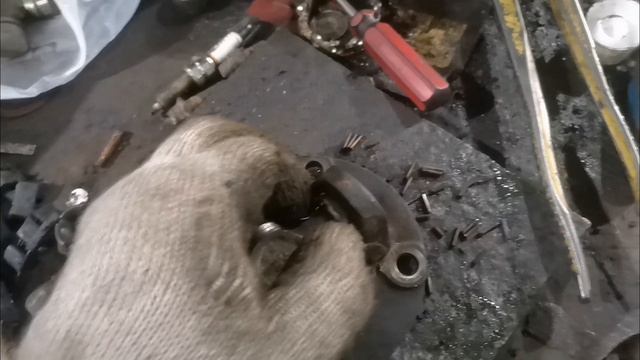 Как поменять крестовину кардана Renault Koleos 1 +кат№